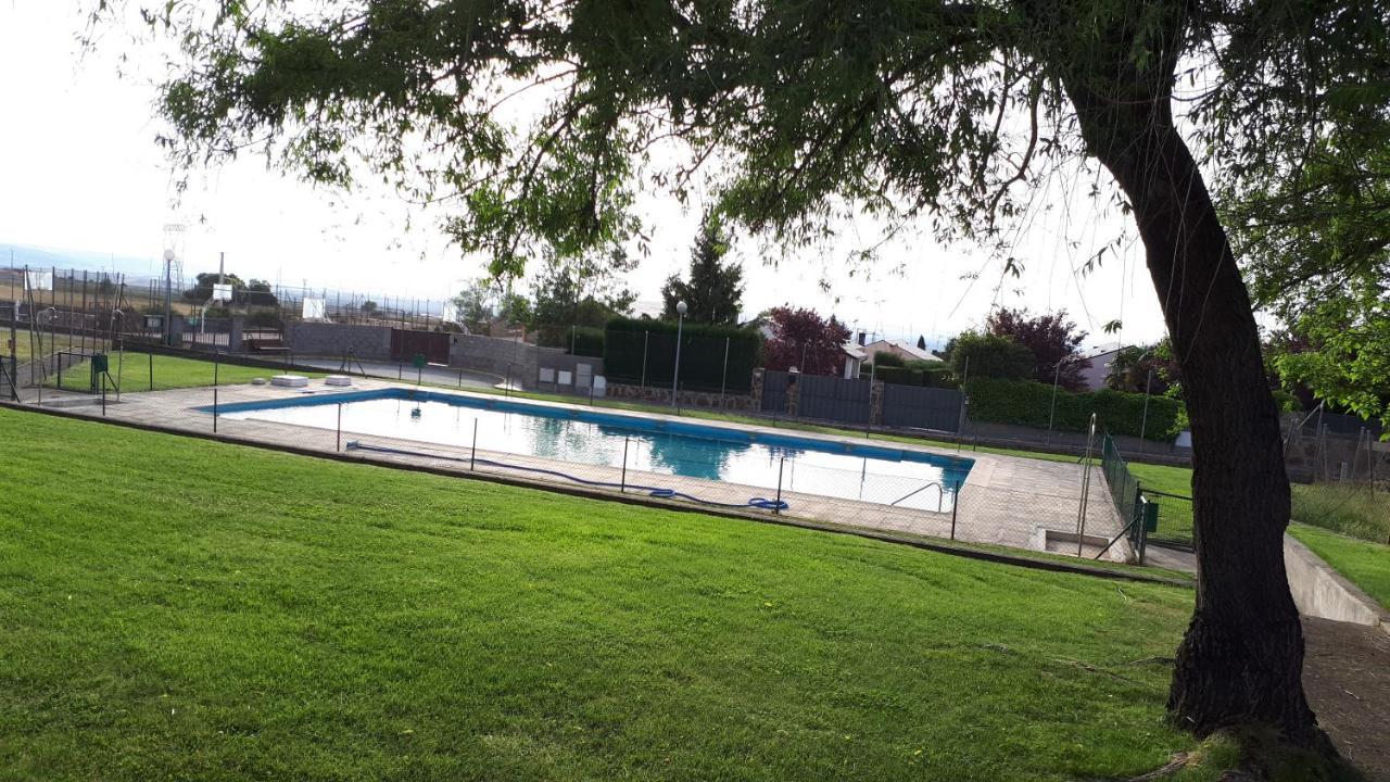 Apartament La Madriguera Otero de Herreros Zewnętrze zdjęcie